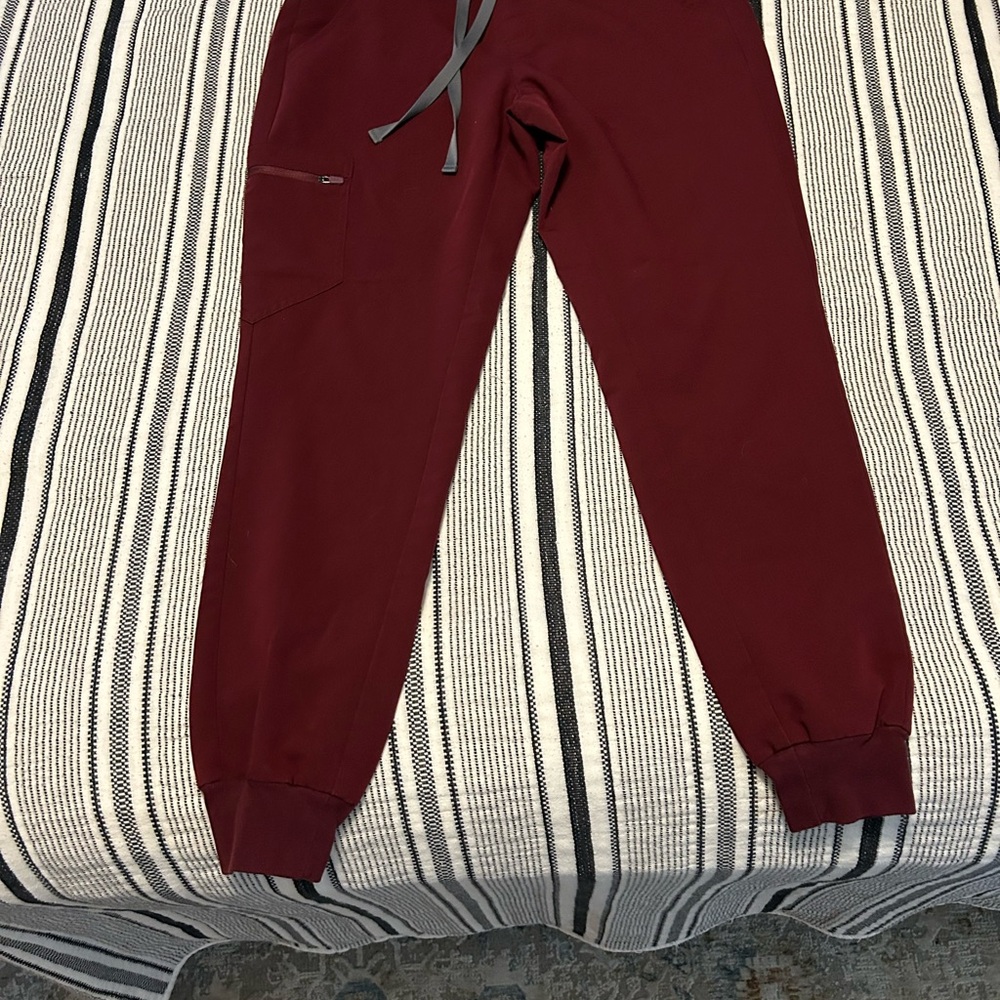 Women’s Figs Zamora Joggers